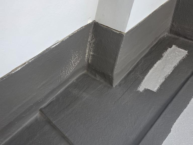 Drainage channels are clear and tapered according to the architect's design