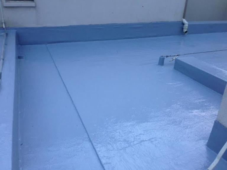 The roof's irregularities created no difficulties