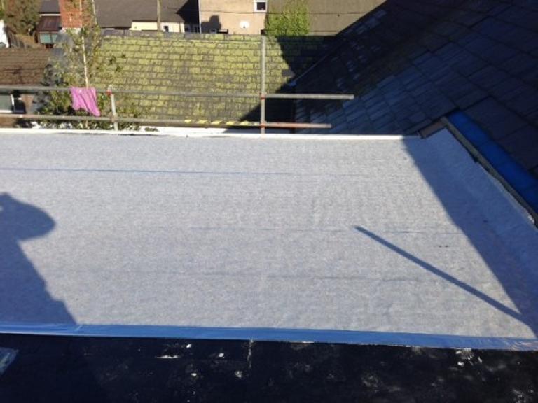 View showing the snug fit of the insulation layer