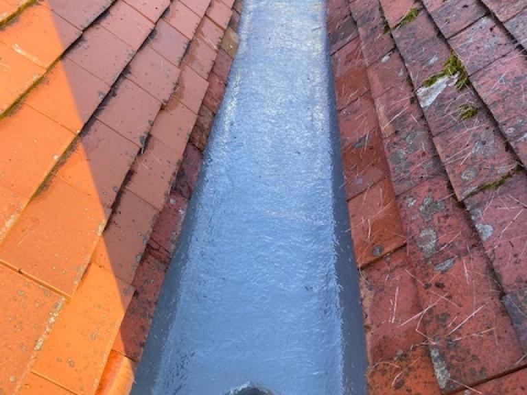 The polymer refurbishment, complete with drainage