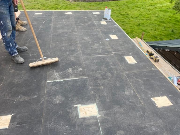 The noggings for the balustrade so that they do not affix to the insulation