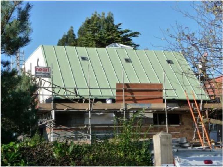 The finished roof was contemporary, cool, and highly sympathetic to the surrounding conservation area
