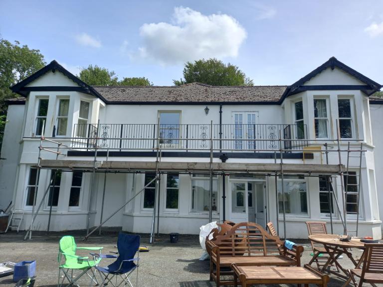 The final roof is smart, traditional-looking, strong, long-lasting and attractive