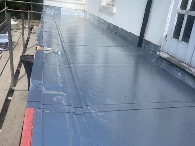 The roof was then prepared for undercoating