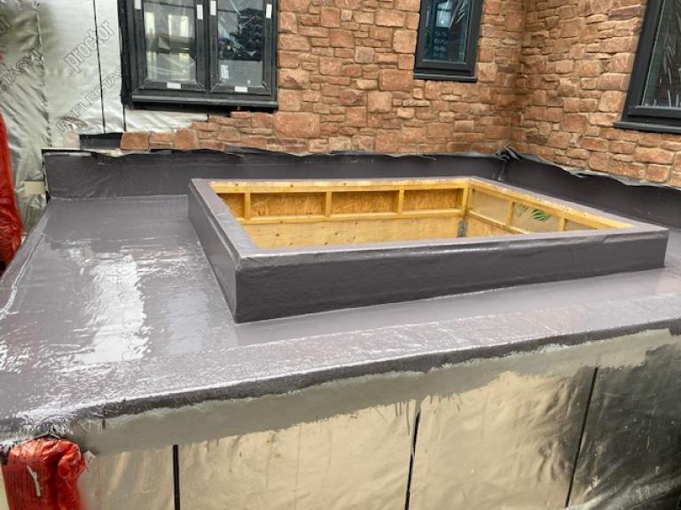 The subtlety of the gradient is just visible along the edge of the skylight