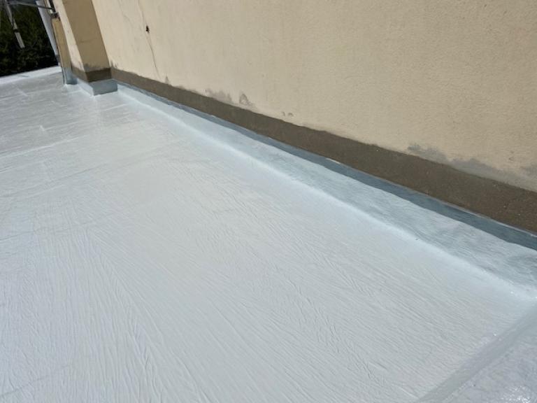 The new warm roof is seamlessly waterproof