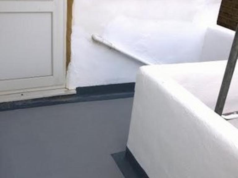 The polymer system was installed smoothly