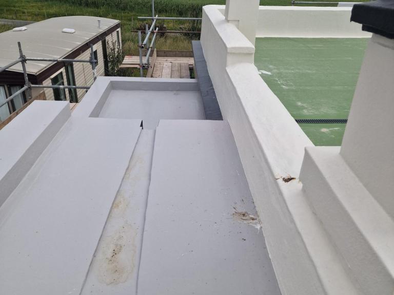 Drainage channels moulded into the roof blend seamlessly in