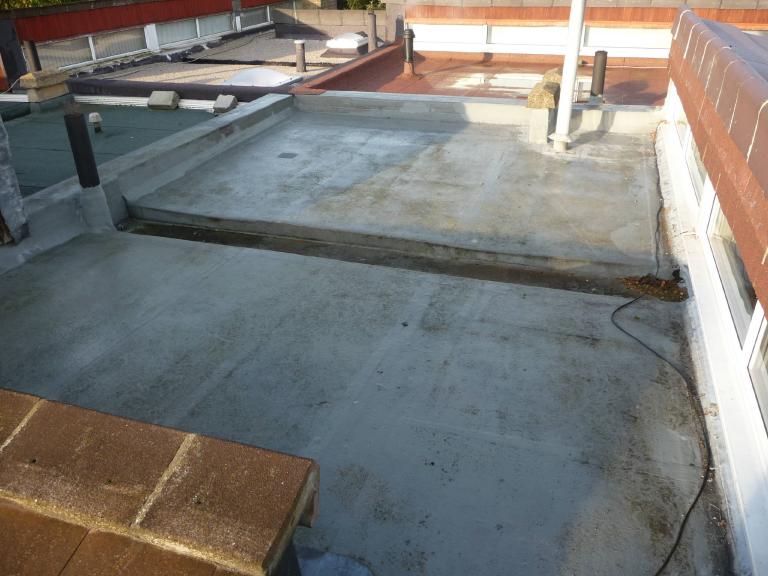 The existing fibreglass roof was in poor repair...