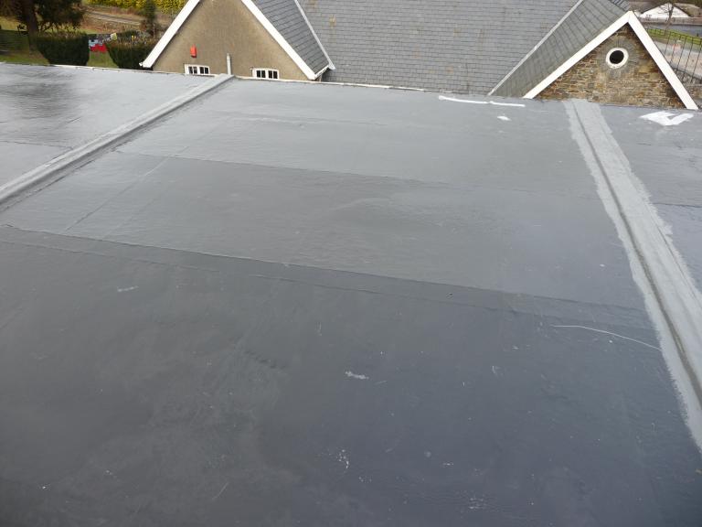 Detailed roof work and undercoat down