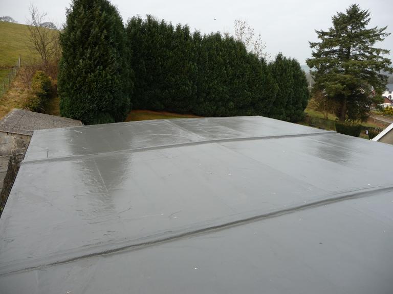 An excellent value, long-lasting flat roof for the school canteen!